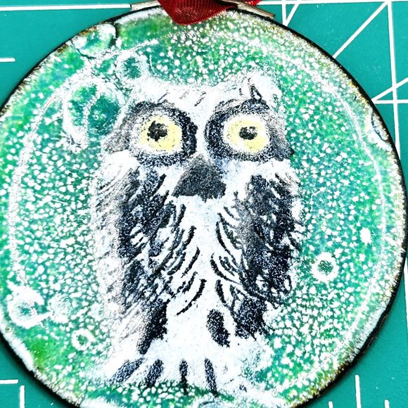 Vintage Owl Pendant Enamel on Copper Handmade Green 2 inches - Picture 3 of 7